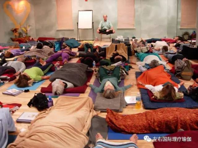 大阳城集团娱乐重磅消息：全美理疗瑜伽联盟主席理查德·米勒博士亲临中国(图2)
