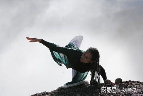 大阳城集团娱乐刘雪莹：练习瑜伽带给女性的好处有哪些？(图2)