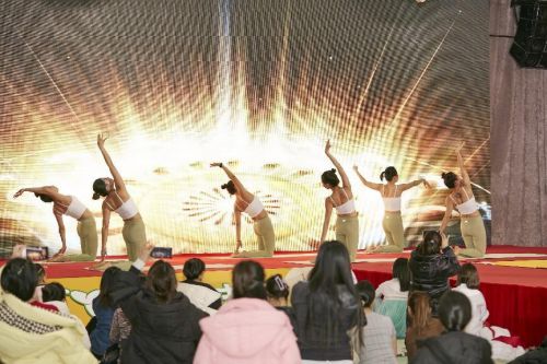 瑜·见未来 2023北京瑜伽大会 中华夫人国风大典 盛大召开(图3)