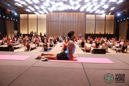 大阳城集团娱乐YOGAMORE瑜伽艺术生活博览会顺利召开(图4)