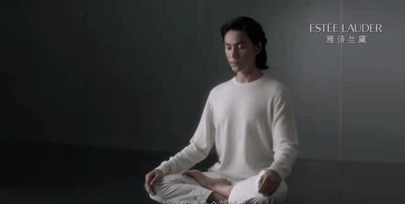 大阳城集团娱乐瑜伽18年的陈坤分享瑜伽拜日心得网友：确实该练瑜伽啦！(图2)