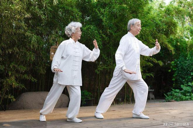 哪些健身项目更适合老年人锻炼？掌握好基本原则从3种运动入手(图4)